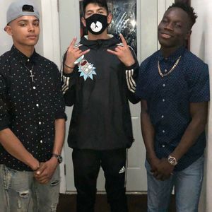 Meet your Posher, Moises